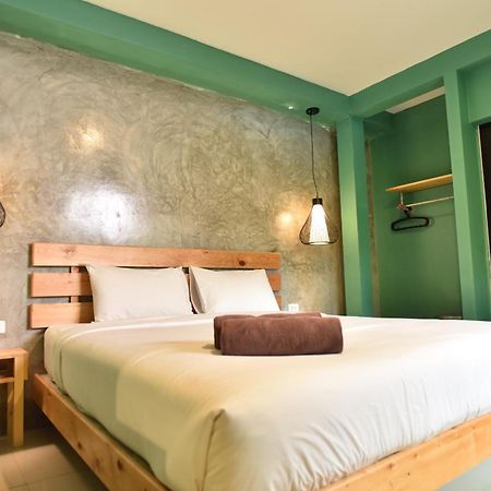 Rest Time Hotel Нонг Кай Екстериор снимка
